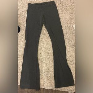 gray flair leggings